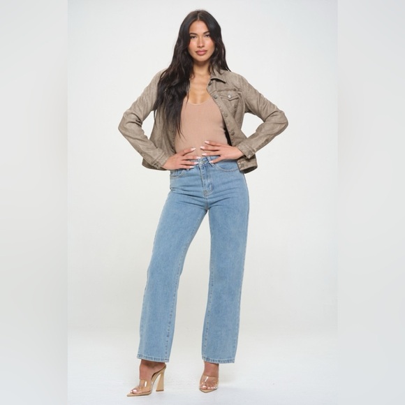 🔥SOLD OUT-Coalition LA Button Down Cargo Vegan Leather Shacket - Picture 3 of 4